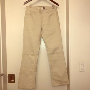 GAP CREAM BOOT CUT JEANS, SIZE 6